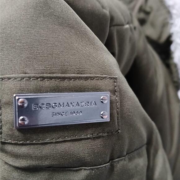 BCBGMAXAZRIA Women’s Faux Fur Hooded Parka Coat Winter Jacket Insulated Sz Small - Picture 9 of 14